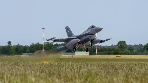 32blt-lask-Dragon2021_zdj05-DSC_4413